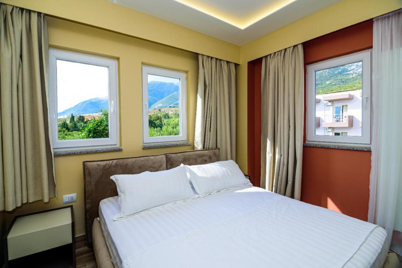 דרמי Hotel Orange מראה חיצוני תמונה