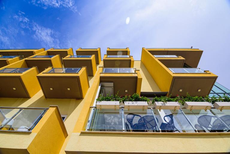 דרמי Hotel Orange מראה חיצוני תמונה
